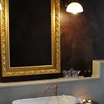 Silver & Gold Luxury Guest house