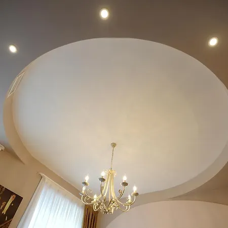 Гостьовий будинок Silver & Gold Luxury 4*
