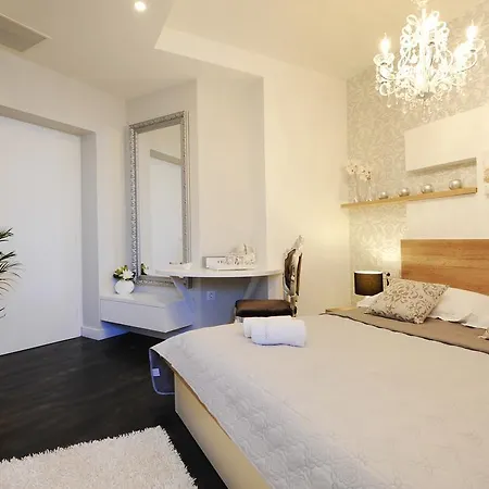 Silver & Gold Luxury Zadar