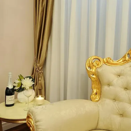 Silver & Gold Luxury