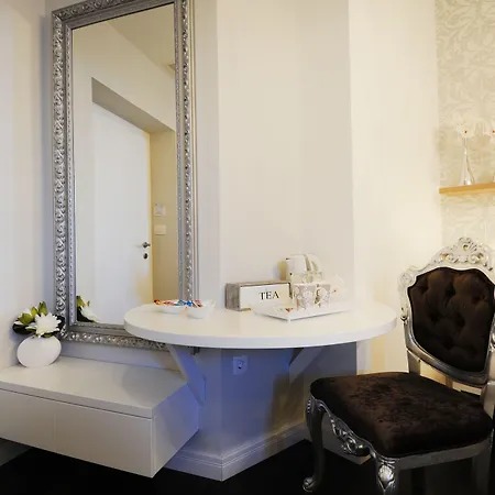 بيت ضيافة Silver & Gold Luxury