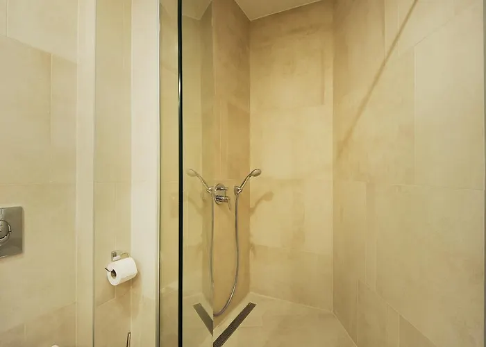 Silver & Gold Luxury Guest house 4*